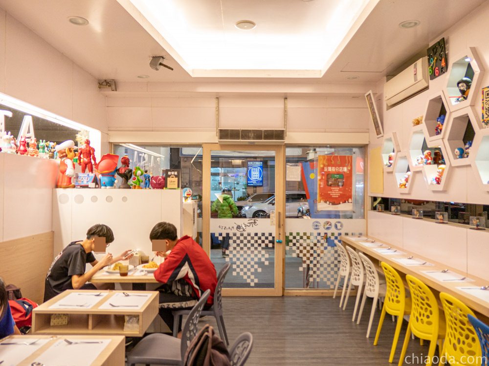 玩麵健行店 餐廳環境