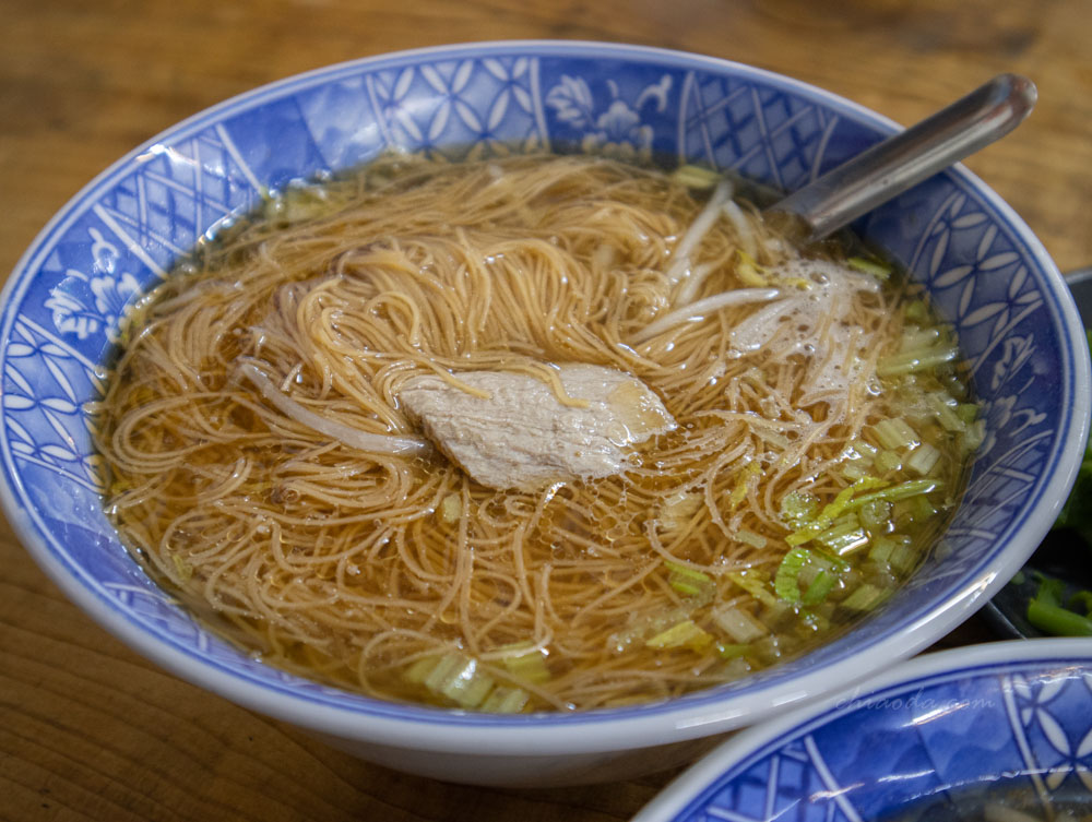 胡國雄古早麵　雞絲湯麵