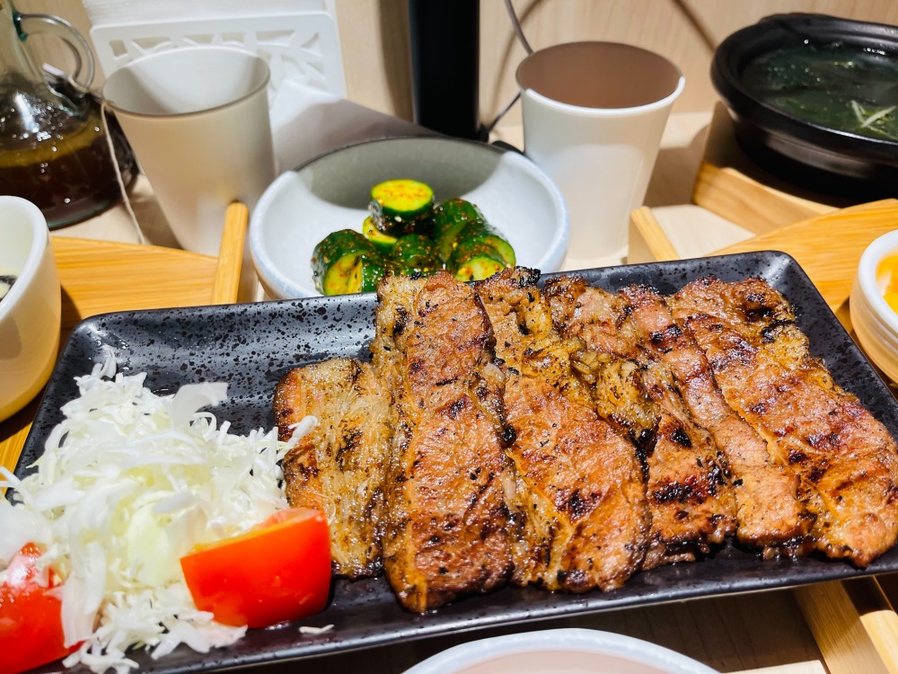 花一番炸牛排　牛丼　燒牛肉